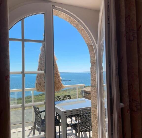 Люкс Deluxe Вид на Море, Hôtel De La Pointe Du Grouin