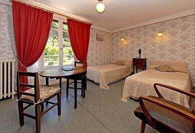 Номер Стандарт Трехместный, Hôtel Le Portalou