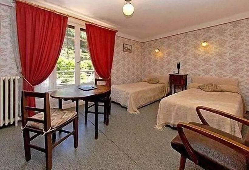 スタンダードトリプルルーム, Hôtel Le Portalou