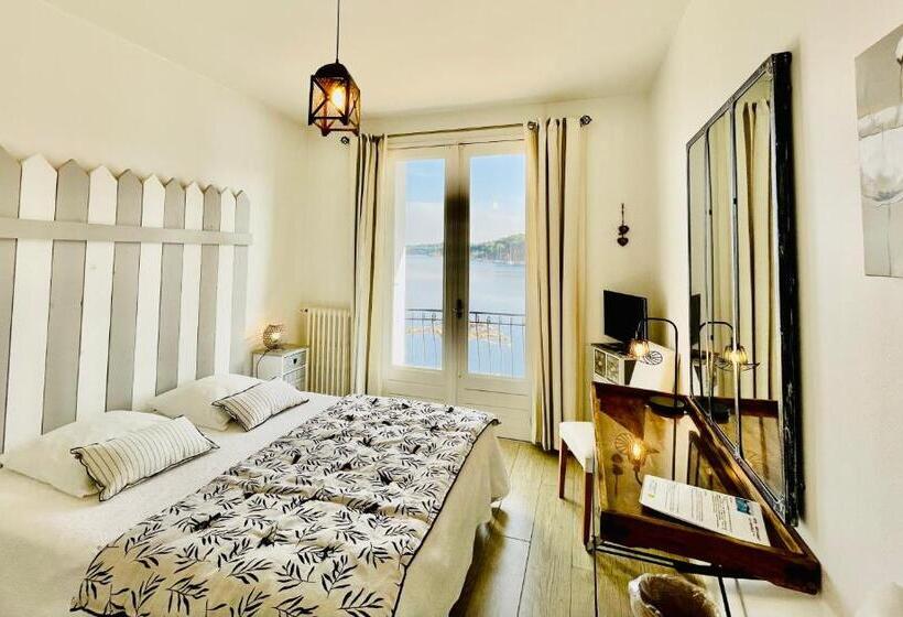 غرفة قياسية مطلّة علي البحيرة, La Caravelle Logis