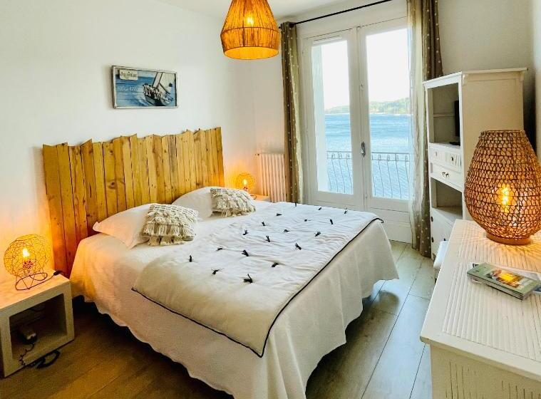 غرفة قياسية مطلّة علي البحيرة, La Caravelle Logis