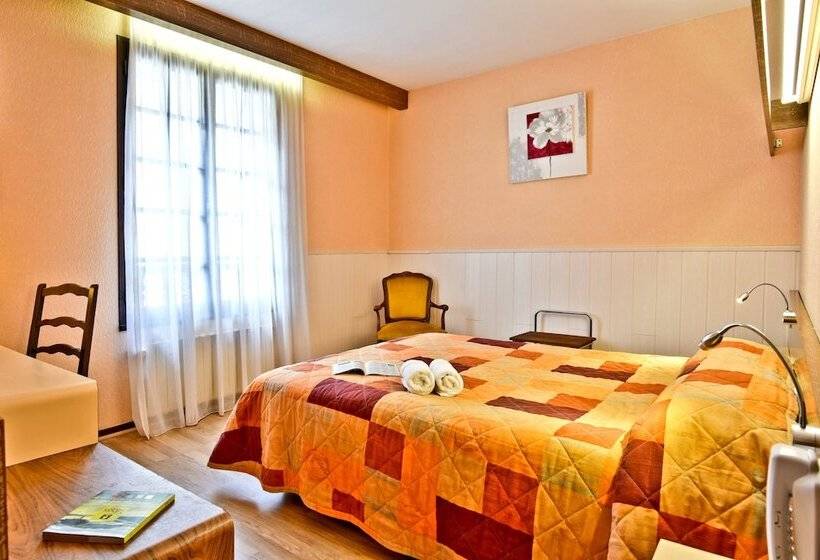 Номер Стандарт, Logis Hôtel De France
