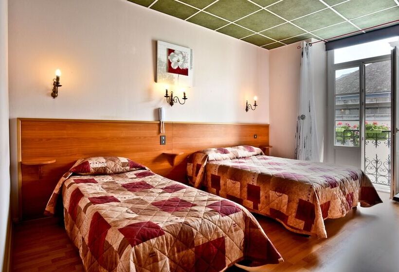 غرفة قياسية ثلاثية, Logis Hôtel De France