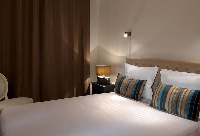 غرفة قياسية, Logis L Hermitage