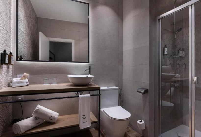 اتاق پنجتخته استاندارد, Petit Palace Plaza De La Reina