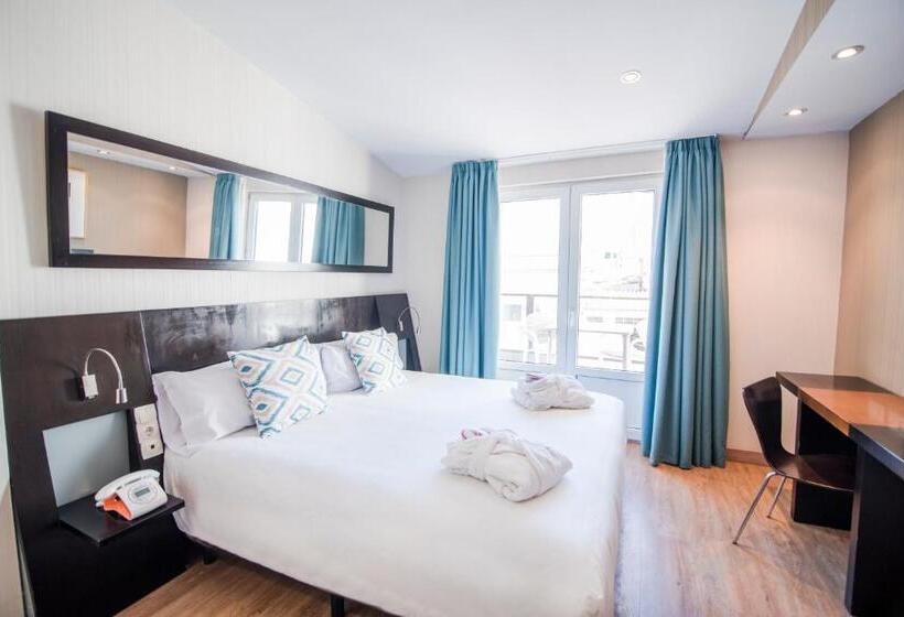 اتاق استاندارد با تراس, Petit Palace Plaza De La Reina