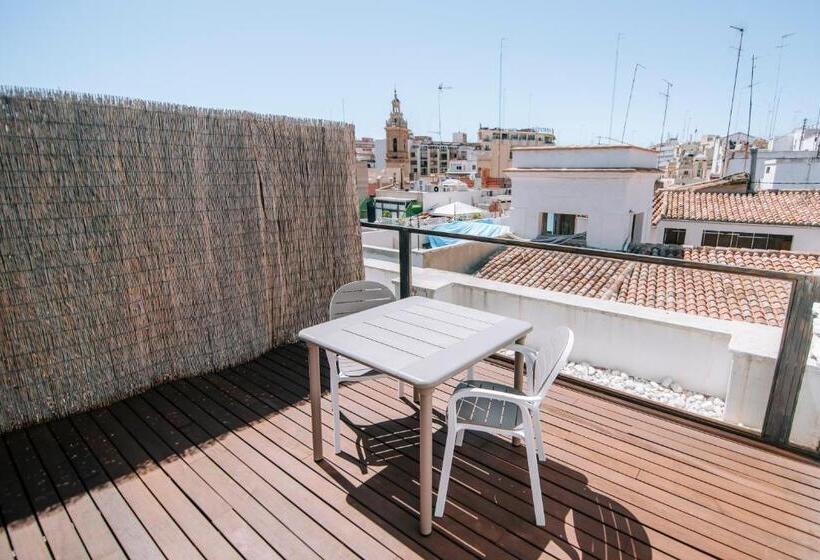 اتاق استاندارد با تراس, Petit Palace Plaza De La Reina