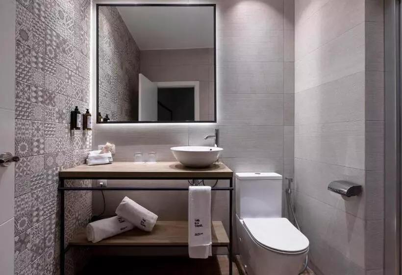 اتاق استاندارد با تراس, Petit Palace Plaza De La Reina