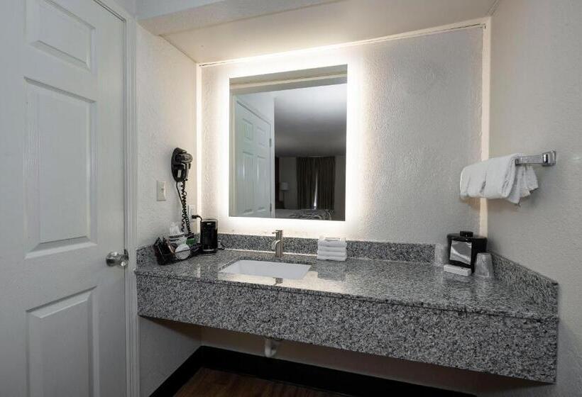 スイート, Red Roof Inn Gulf Shores