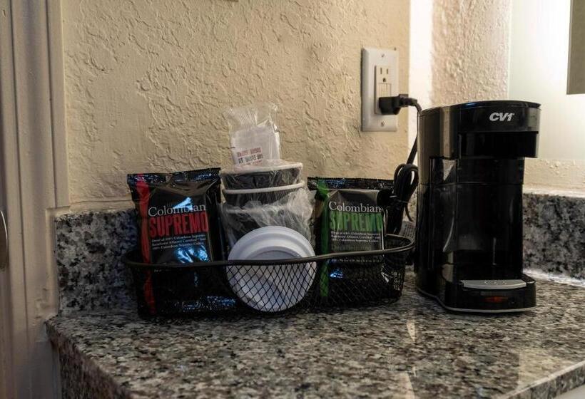 Люкс, Red Roof Inn Gulf Shores