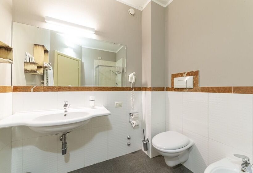 اتاق استاندارد یک نفره, Repubblica Marinara