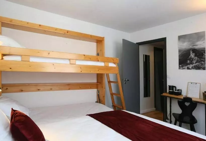 Classic Quadruple Occupancy Room, Restaurant La Buffe
