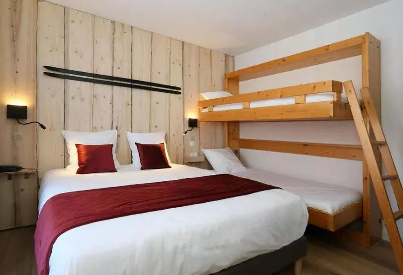 Classic Quadruple Occupancy Room, Restaurant La Buffe