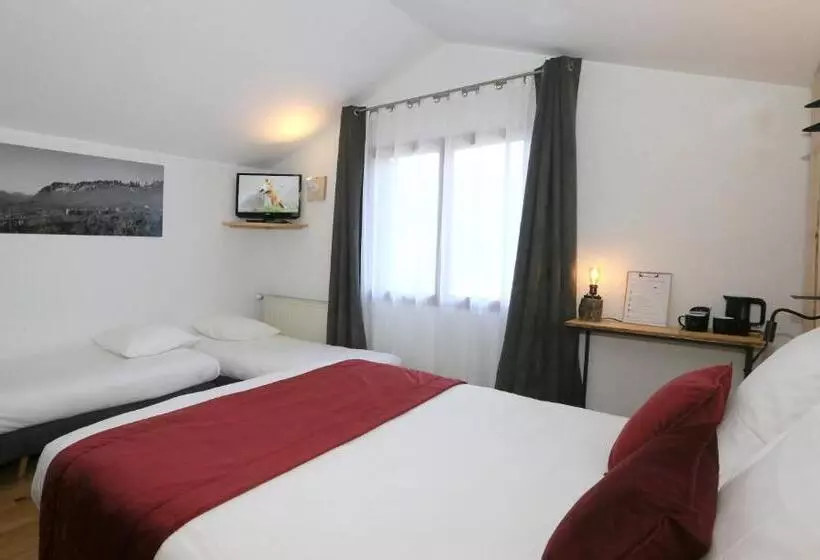 Standard Quadruple Room, Restaurant La Buffe