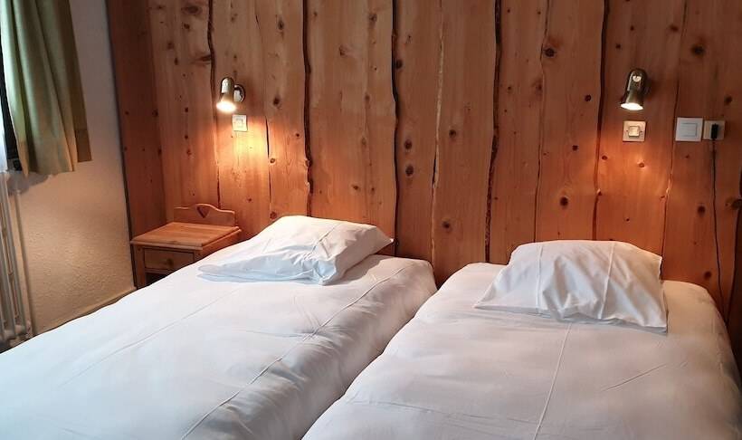 스탠다드 룸, Restaurant La Buffe