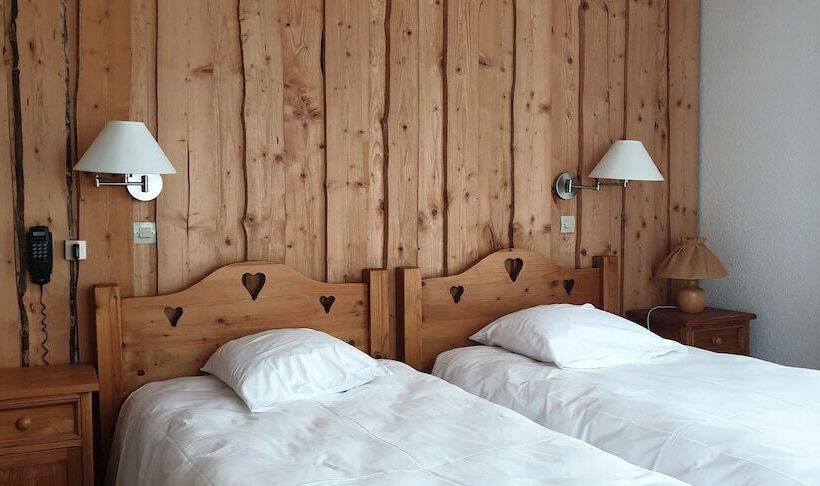 스탠다드 룸, Restaurant La Buffe