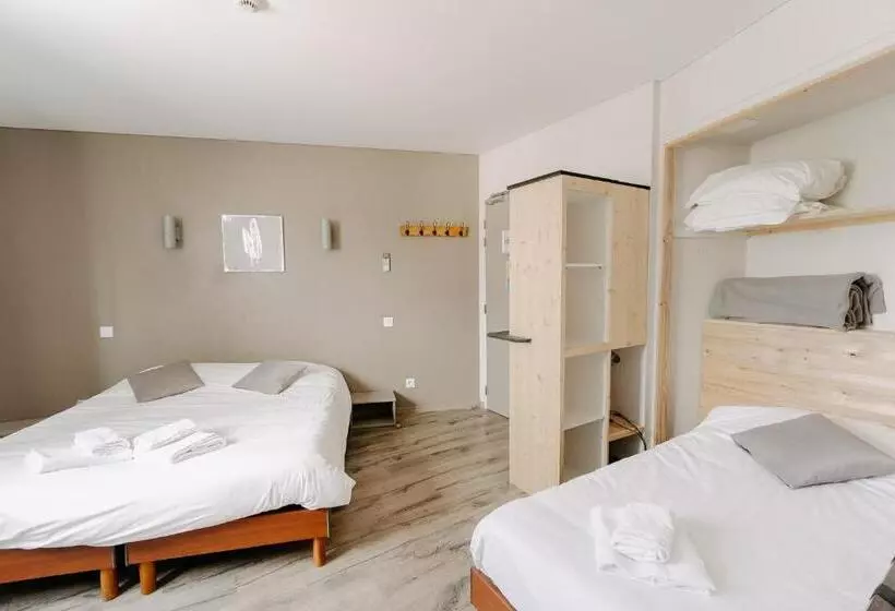 スタンダードトリプルルーム, Auberge De La Paillère