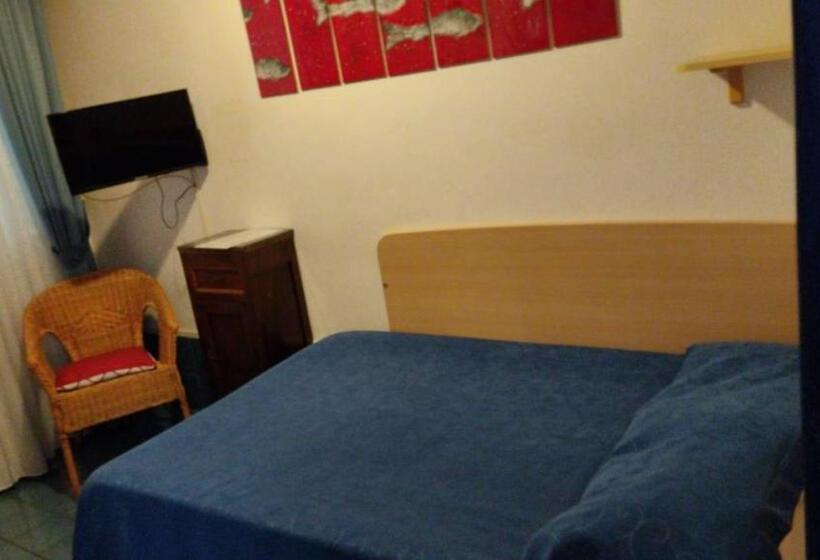 スタンダードシングルルーム, Caporal