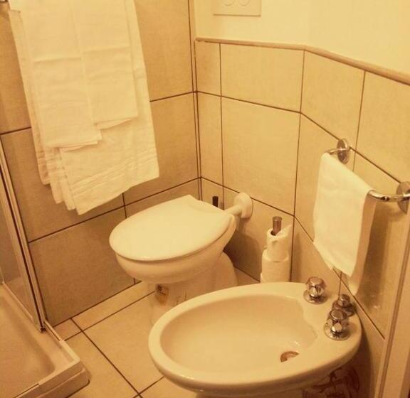 スタンダードルーム, Caporal