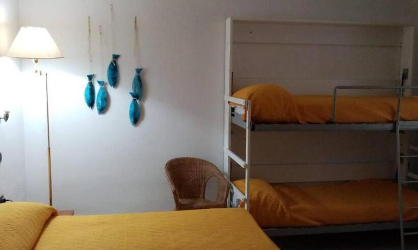 スタンダード４人部屋, Caporal