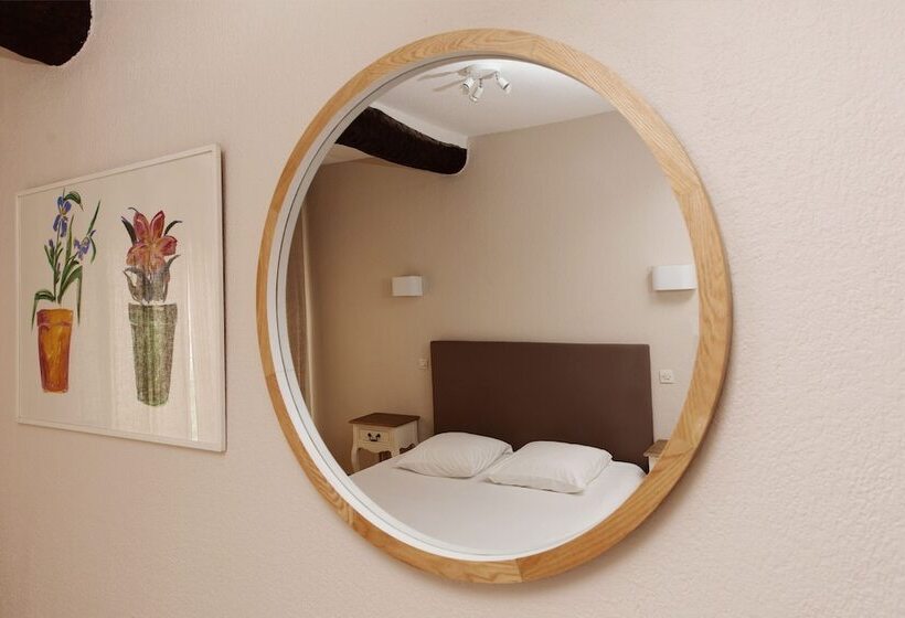 Номер Стандарт Трехместный, Coq