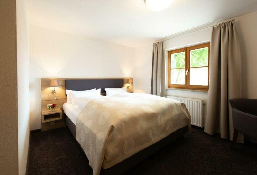 اتاق استاندارد, Haflhof