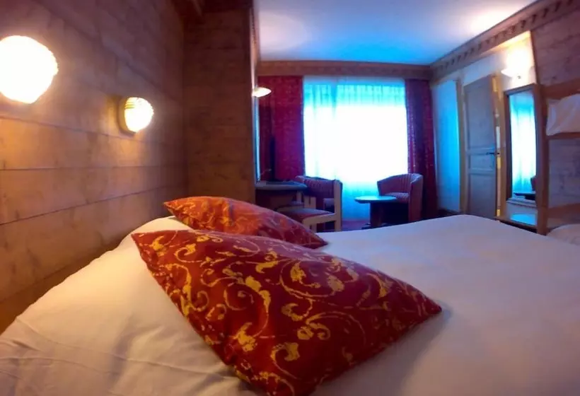 Camera Familiare, Le Chalet
