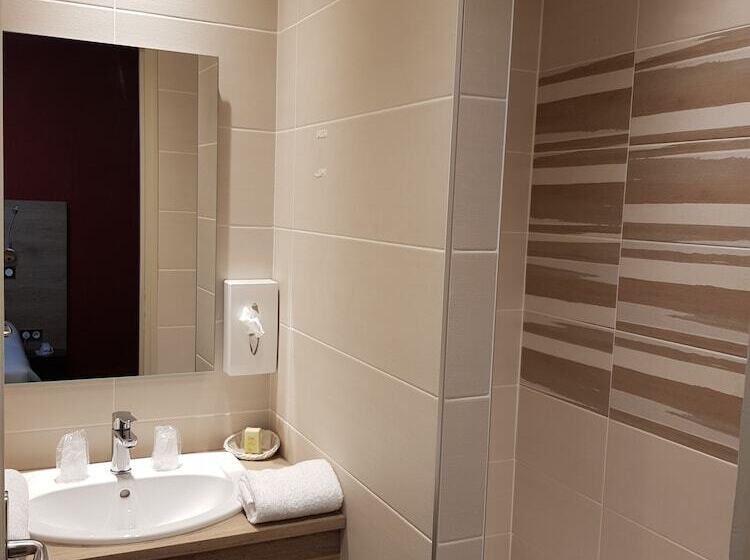 Номер Стандарт, Logis Hôtel A La Bonne Auberge