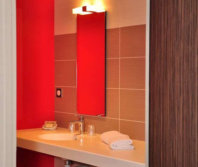 Трехместный Номер Комфорт, Logis Hôtel A La Bonne Auberge