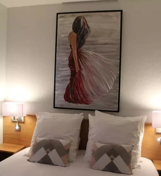 スタンダードルーム, Logis Hotel De Paris