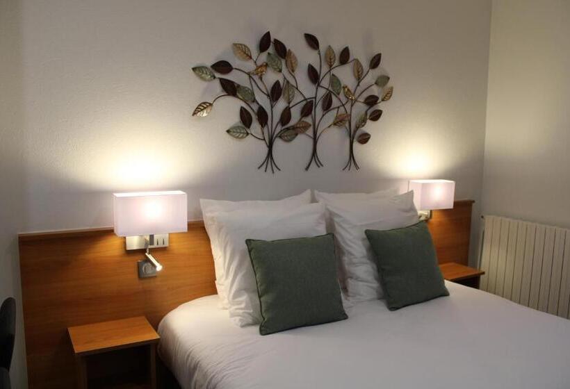 Номер Стандарт Трехместный, Logis Hotel De Paris