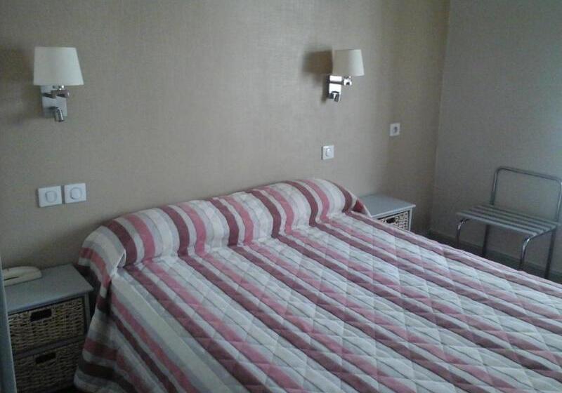 غرفة قياسية, Logis Hotel Le Continental