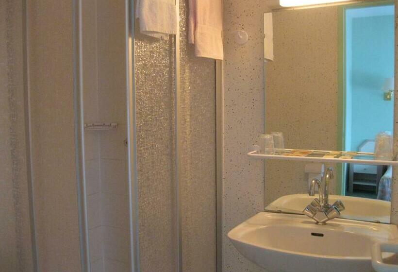 Номер Стандарт, Maison Hôtel Aux Cerisiers