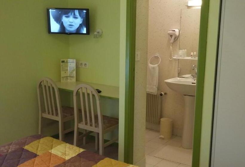 Номер Стандарт, Maison Hôtel Aux Cerisiers