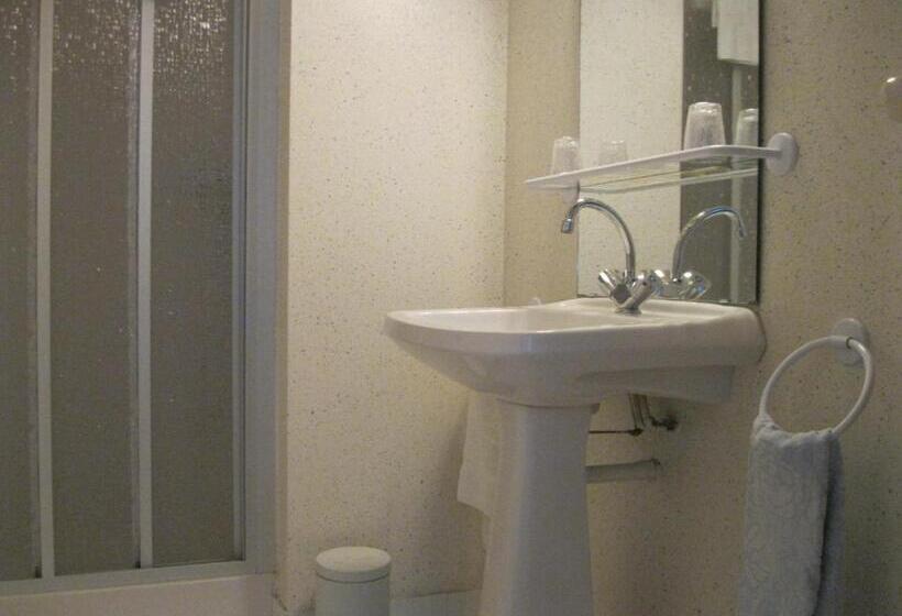 スタンダードトリプルルーム, Maison Hôtel Aux Cerisiers