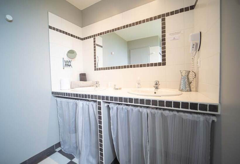 חדר סופריור, Domaine St Ferreol