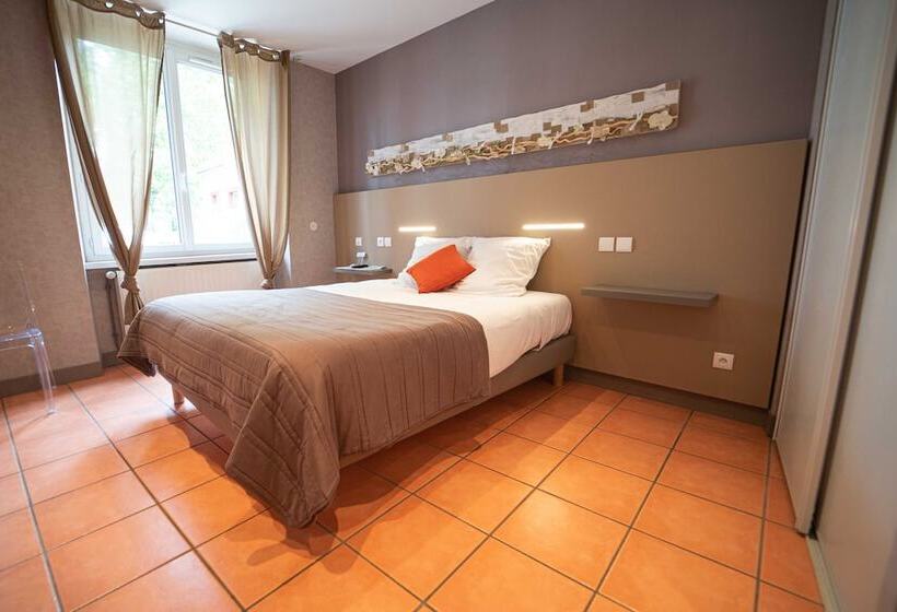 חדר סטנדרט מותאם לאדם עם מוגבלויות, Domaine St Ferreol