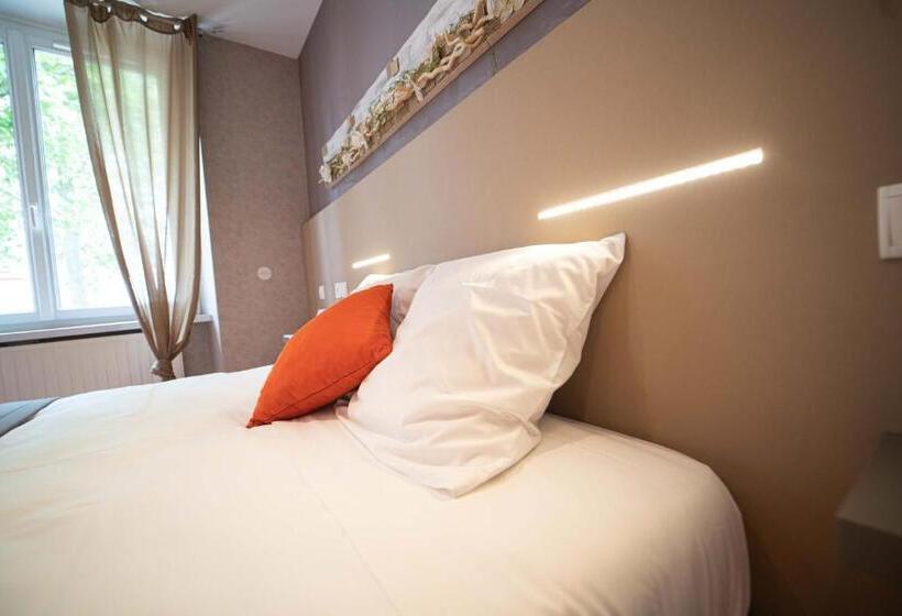 חדר סטנדרט מותאם לאדם עם מוגבלויות, Domaine St Ferreol