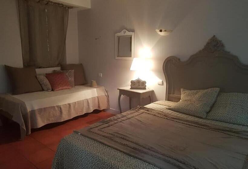 Трехместный Номер Комфорт, Domaine St Ferreol