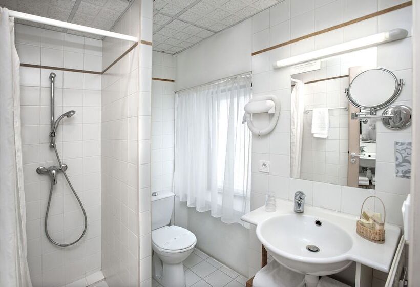 标准间, Restaurant De La Poste Et La Grange Detente, Espace Bienetre