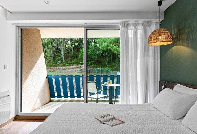 Camera Standard con Balcone, Logis Lacotel