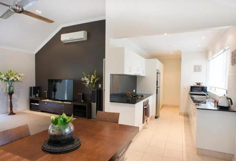 1 Bedroom Penthouse Apartment, Gecko Lodge Kalbarri