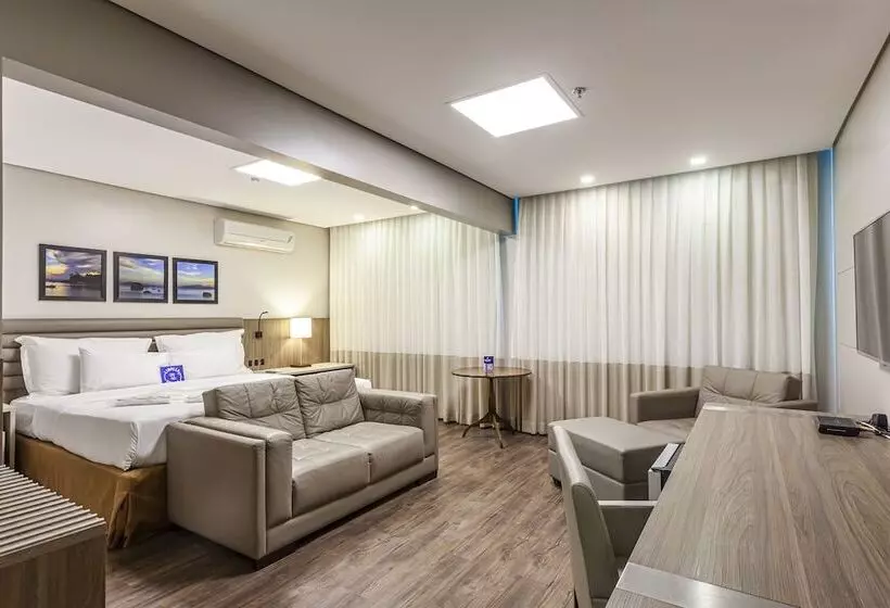 سوییت اجرایی, Blue Tree Premium Florianopolis