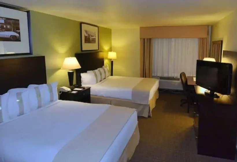 اتاق استاندارد, Holiday Inn Fort Myers Downtown Area, An Ihg