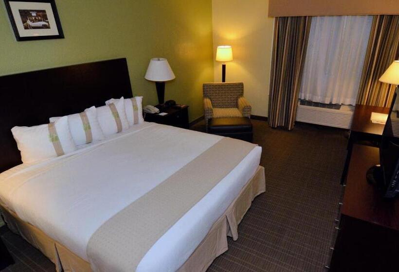 キングサイズベッドのスタンダードルーム, Holiday Inn   Fort Myers   Downtown Area, An Ihg