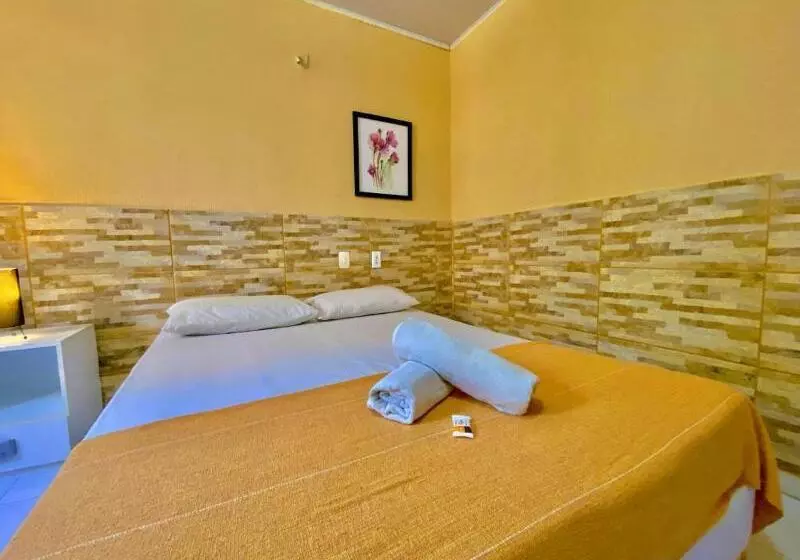 اتاق استاندارد با تخت بزرگ برای معلولان, Holiday Inn Fort Myers Downtown Area, An Ihg