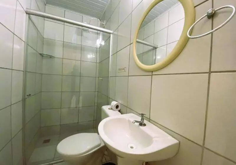 اتاق استاندارد با تخت بزرگ برای معلولان, Holiday Inn Fort Myers Downtown Area, An Ihg