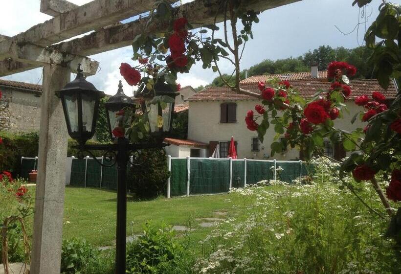 Номер Стандарт, Hostellerie De La Poste