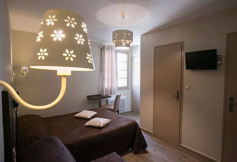 标准三人间, Hôtel Et Restaurant Du Col Osquich