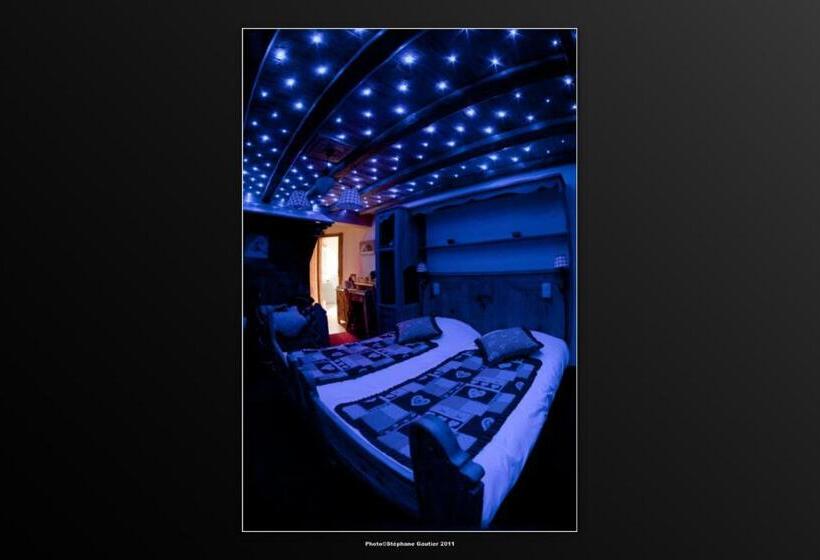 اتاق استاندارد, L'Equipe